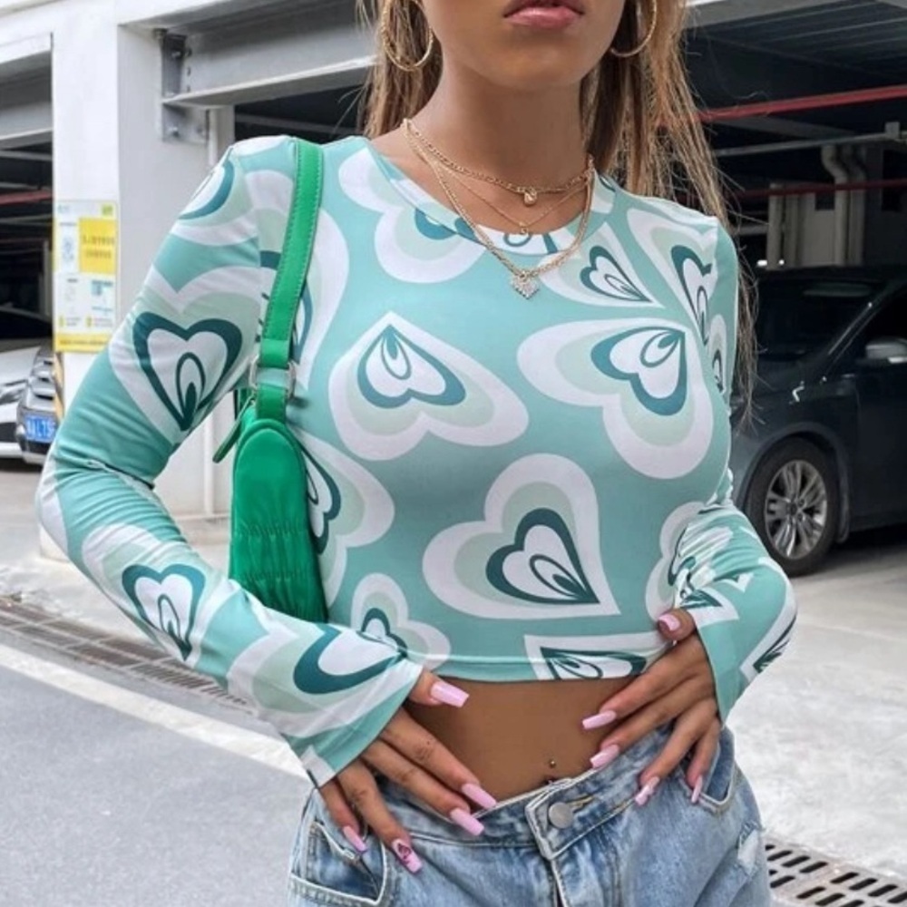 Slim Y2k Chrome Heart Cropped mint green drawstring graphic top - Picture 2 of 3
